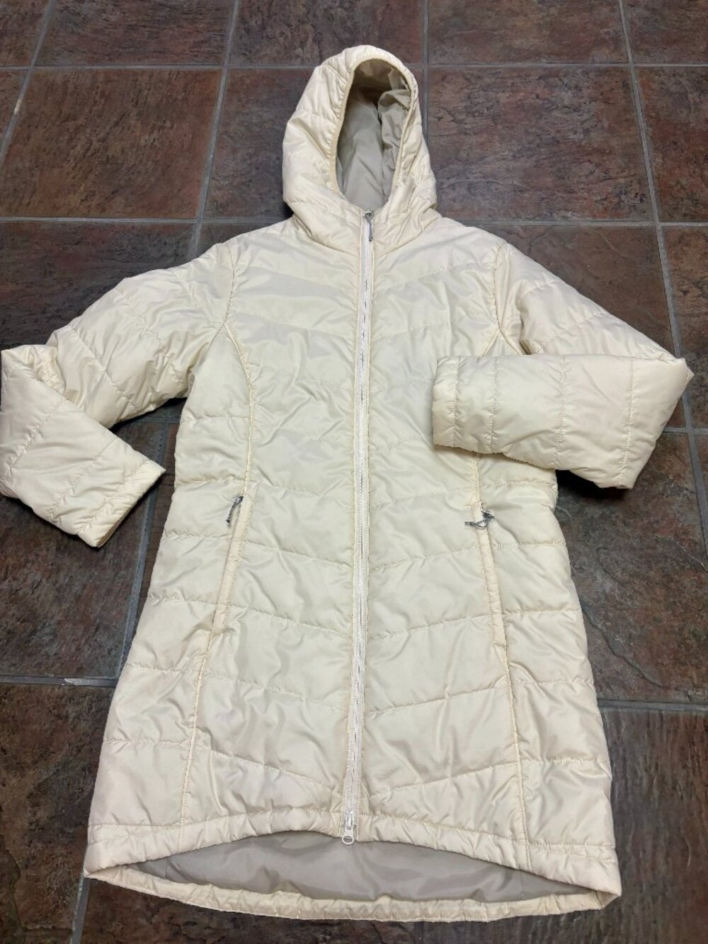 ~~Columbia Coat Women's M Cream Hooded Long Puffer Quilted Warm Outdoor Lightwe